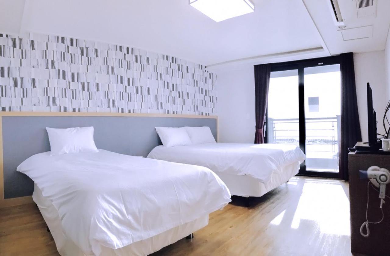 Jeju Moseulpo Hotel Seogwipo Exterior foto